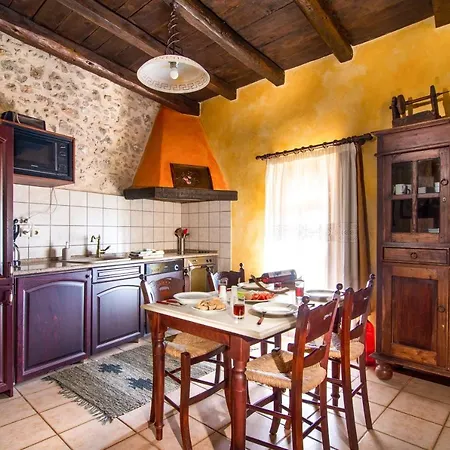 Samonas - Orange Diktamos Ferienhaus